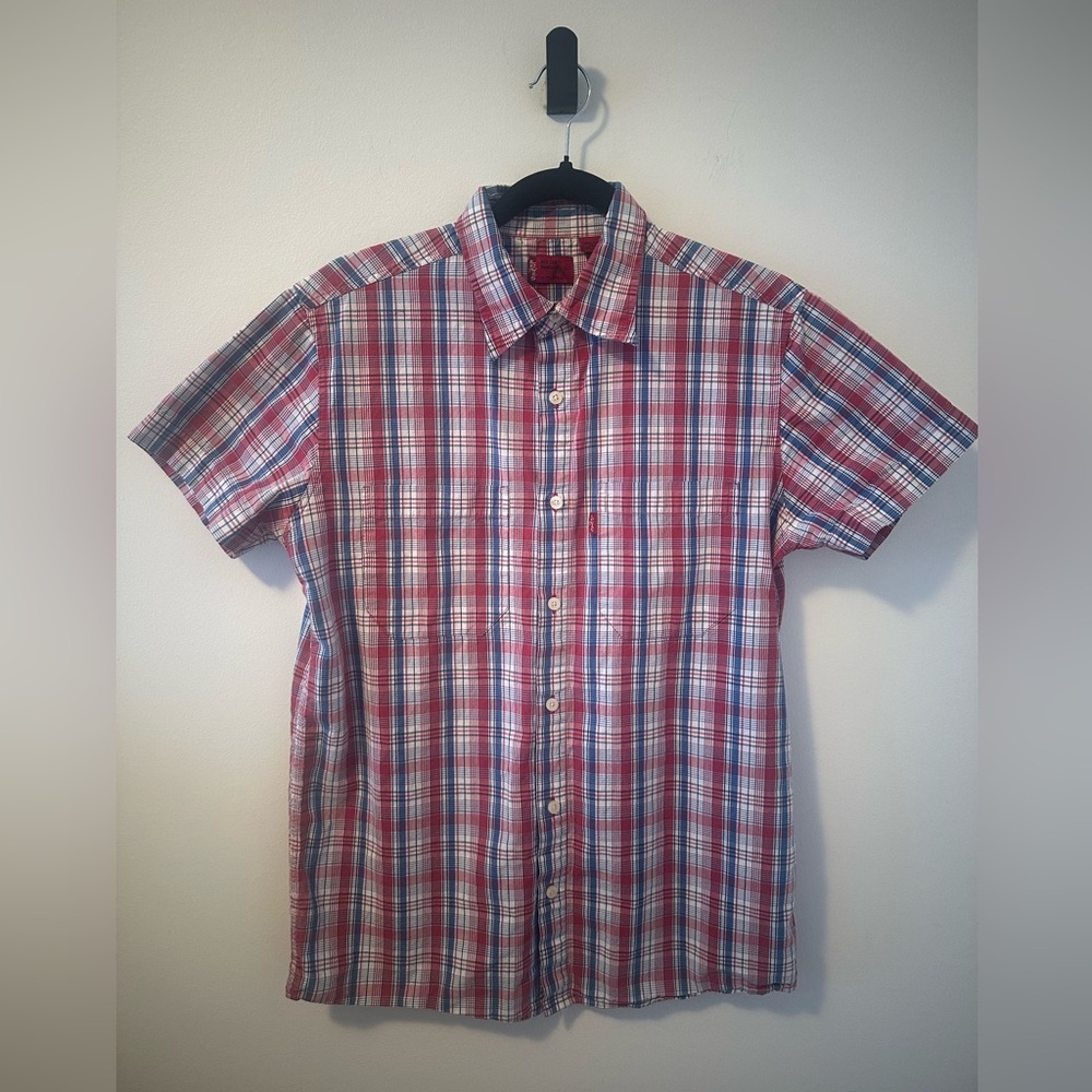 Levi’s Red Tab Men's Red Plaid Short Sleeve Button up Cotton Shirt Size S